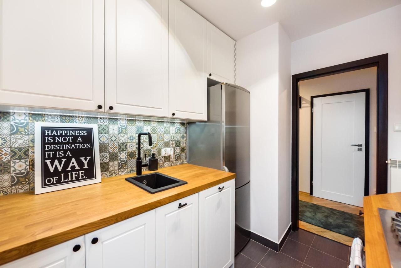 Metro Swietokrzyska Boho Aesthetic Apartment Warsaw Exterior photo